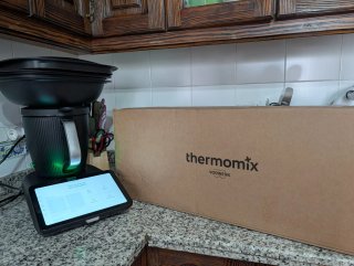 Thermomix TM7 en caja con garantía