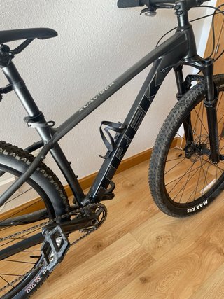 Bicicleta MTB Trek X Caliber 8.0