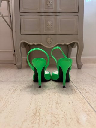 Zapatos de tacón Zara verde fosforito T37
