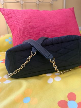 Bolso Parfois acolchado azul y dorado