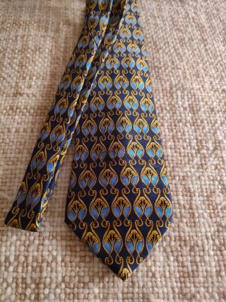 Corbata Lanvin azul y dorada