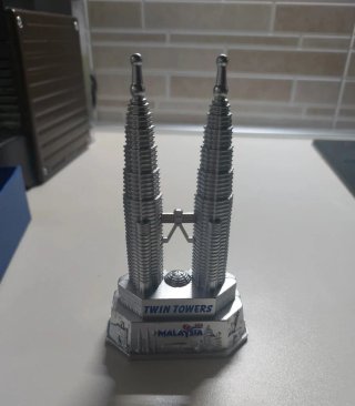 Souvenir Torri Gemelle Malesia