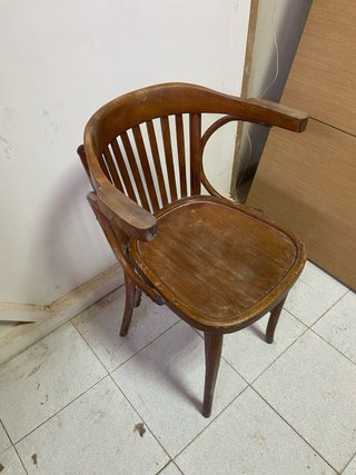 Sillas de madera antiguas