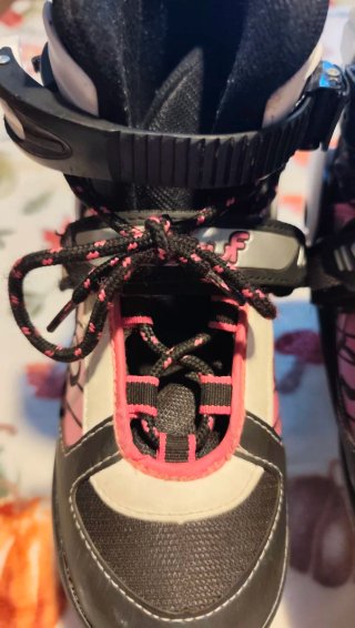 Patines negros y fucsia talla 35-38