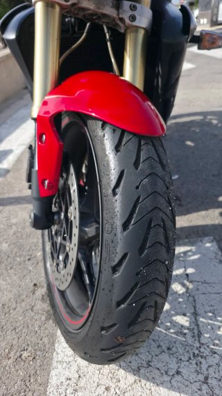 Triumph Street Triple 2015 Roja