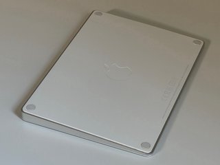 Apple Magic Trackpad 2 - A1535 - Mac / iMac / iPad