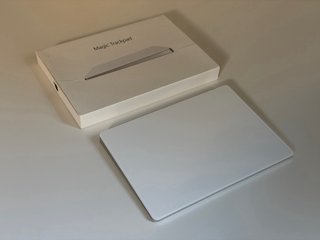 Apple Magic Trackpad 2 - A1535 - Mac / iMac / iPad