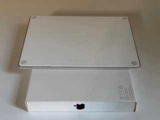 Apple Magic Trackpad 2 - A1535 - Mac / iMac / iPad
