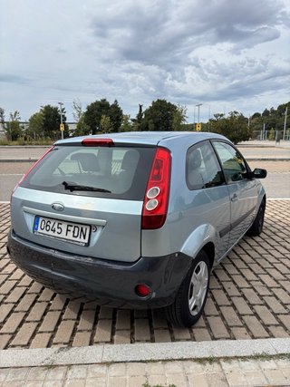 ¡Pegatina C🟢! Ford Fiesta 2006