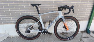 Bicicleta Gravel Ridley Kanzo Fast con 2 salidas