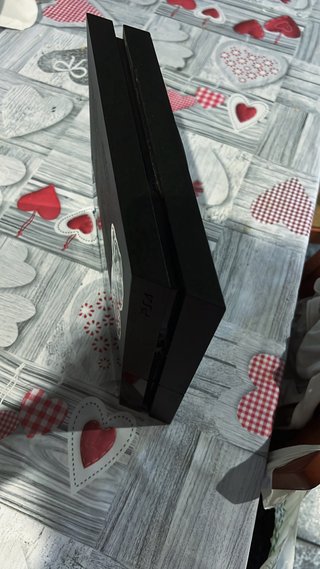 PS4 (PlayStation 4) + FC26