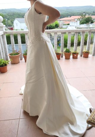 Vestido de novia vintage corte A con corset