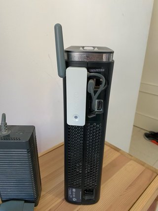 Xbox 360 120GB WiFi + Mando