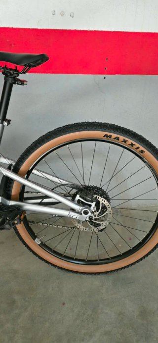 Bicicleta eléctrica Rockrider E-Expl 500S