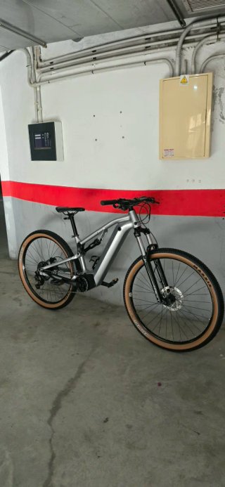Bicicleta eléctrica Rockrider E-Expl 500S