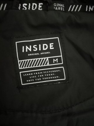 Chaqueta acolchada con capucha INSIDE (Talla M)