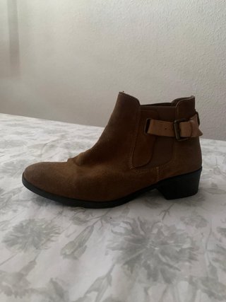 Botas marrones talla 38