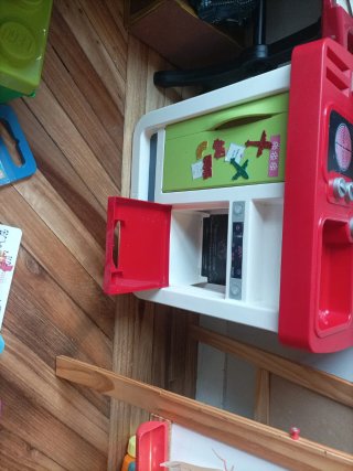 Cocina de juguete Smoby roja y carrito de  compra