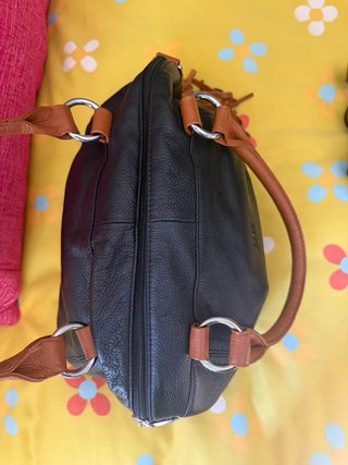 Bolso piel RR negra y detalles marrón