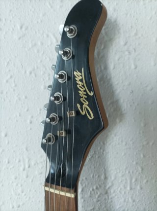 Guitarra Eléctrica Sonora Negra + Funda