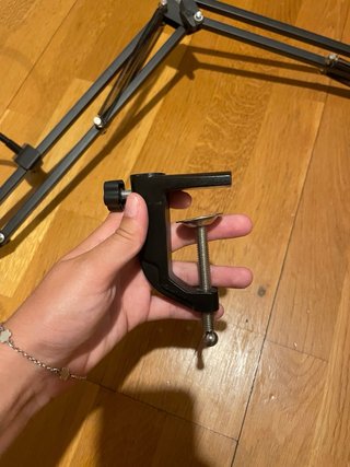 Micrófono de grabación casi nuevo