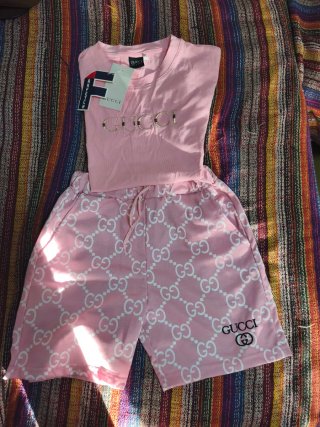 Conjunto corto Gucci rosa