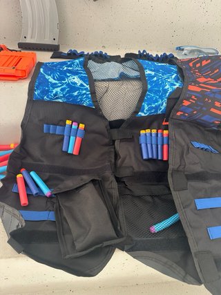 1 pistola 25 y pack de todo 45€