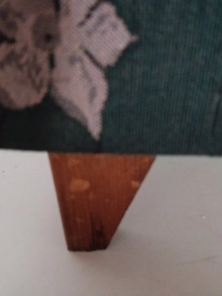 Poggiapiedi vintage in tela e legno