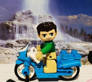 LEGO DUPLO Moto con Minnie y Plutón