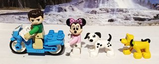 LEGO DUPLO Moto con Minnie y Plutón