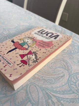 Libro Infantil Lucía Solamente