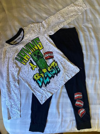 Pijama Minecraft Niño Talla 12 años 152 cm