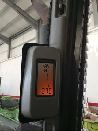 Valtra A91 Tractor