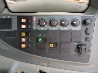 Valtra A91 Tractor