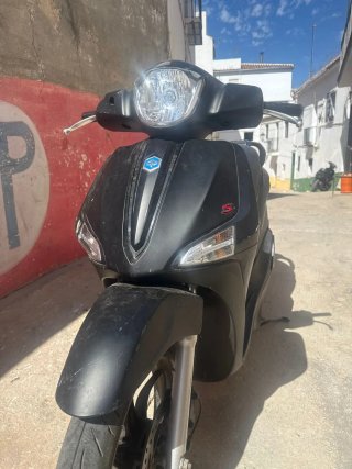Piaggio Liberty 50cc Negra