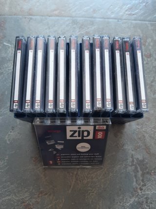 Unidad Iomega Zip con discos