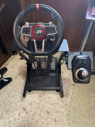 Volante FR con Pedales y Palanca