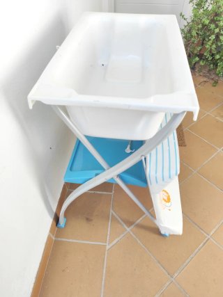 Bañera y cambiador para bebé
