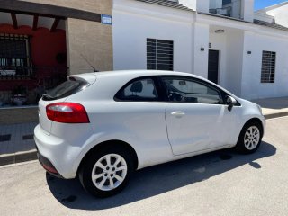KIA Rio 2012