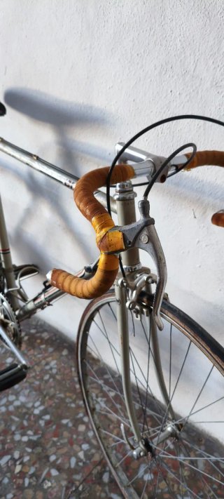 Bicicleta de carretera antigua