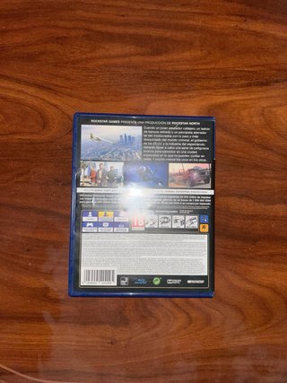 Pack GTA V Premium y FIFA 22 PS4