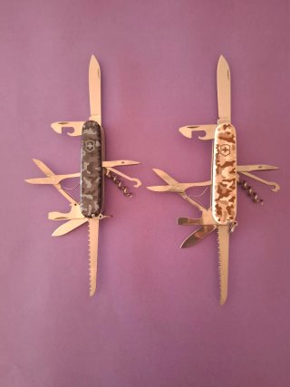 Navaja Victorinox Camo Desert y Navy