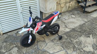 Juguete moto Infantil Aprilia Motocross