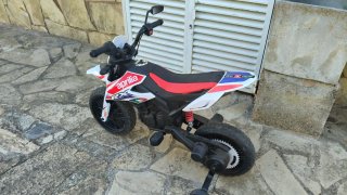 Juguete moto Infantil Aprilia Motocross