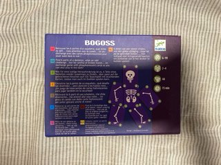 Juego de cartas Bogoss