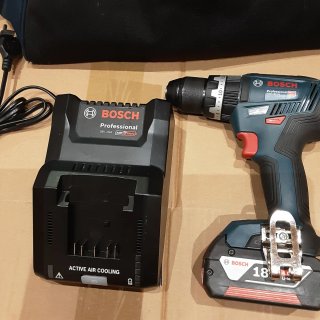 Kit Bosch: Taladro y Amoladora 18V