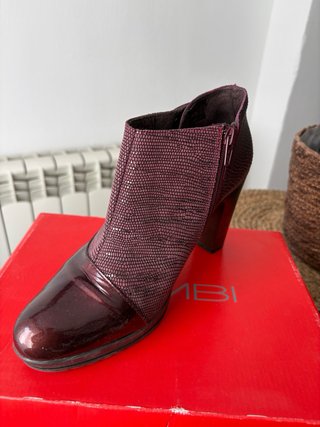 Botines burdeos tacón