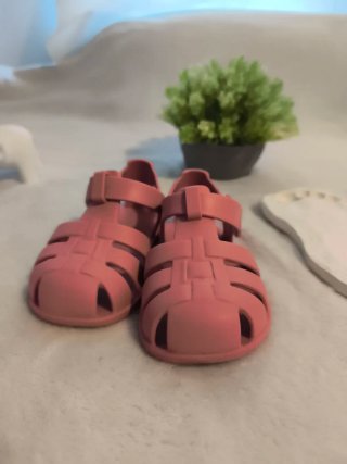 Sandalias rosas para bebé Talla 23