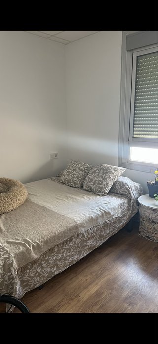 Somier, colchón y almohada 135cm sin usar