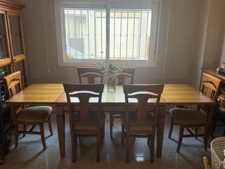 Mesa Comedor Extensible Madera maciza.